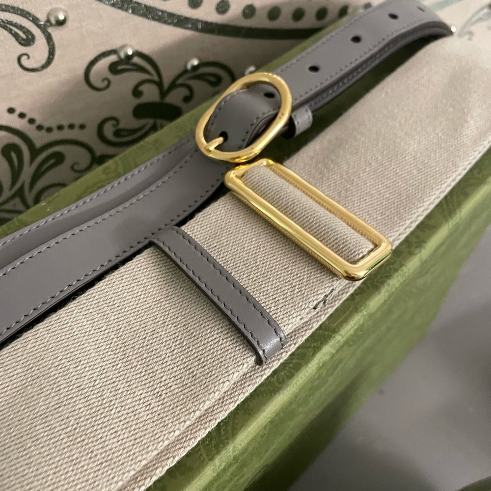 Gucci Gray Crossbody Bag - Picture 3 of 6